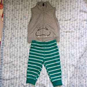 Carter’s baby boy hippo set (6months)